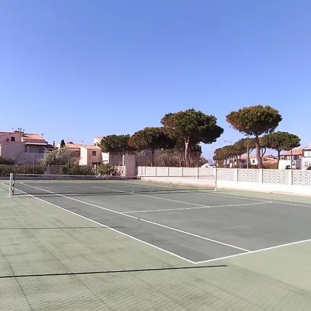 Moderne, A 50m Le Barcarès